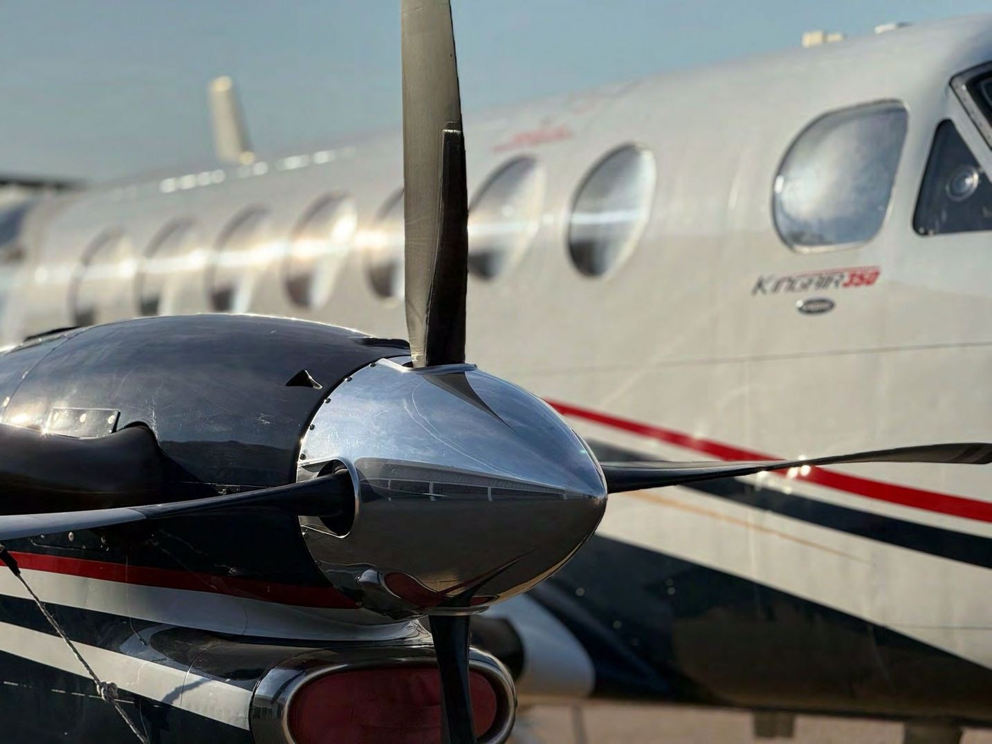 1997 Beech King Air 350 — photo 4