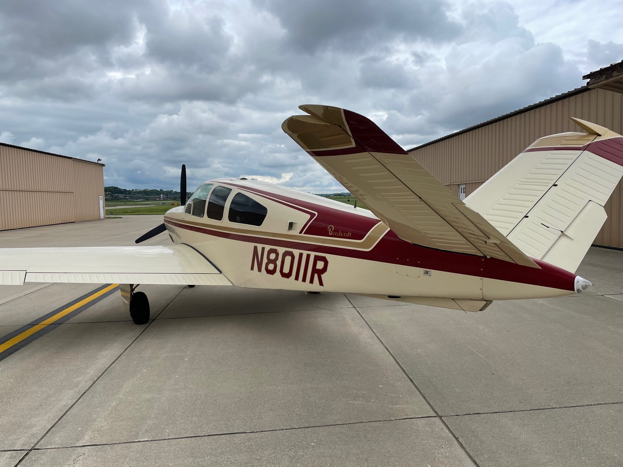 1969 Beech Bonanza V35A — photo 4