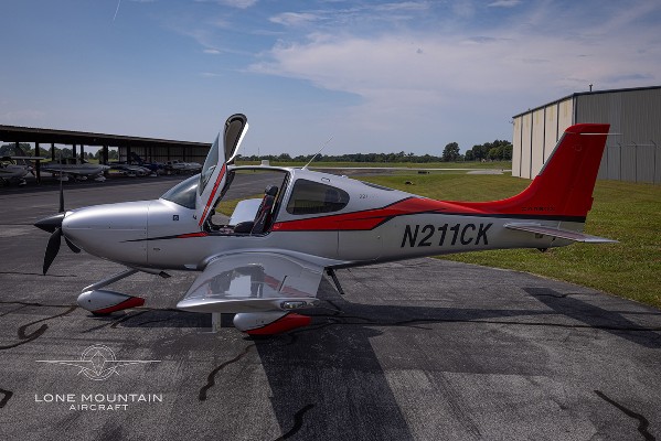 2015 Cirrus SR22T-G5 — photo 2