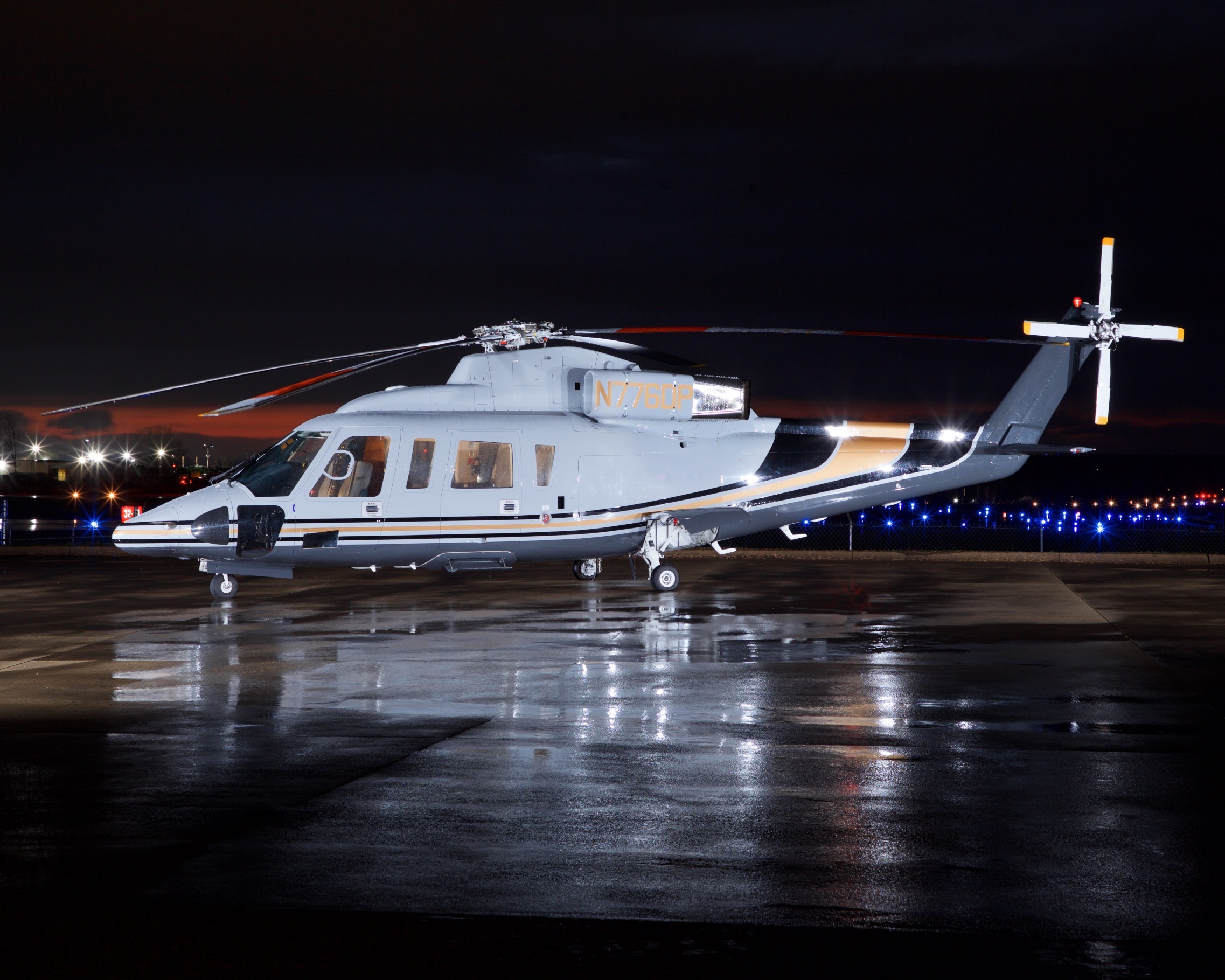 1991 Sikorsky S-76B