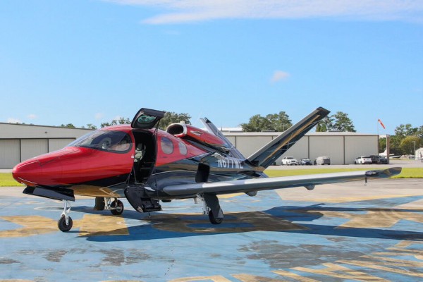 2025 Cirrus Vision SF50 — photo 2