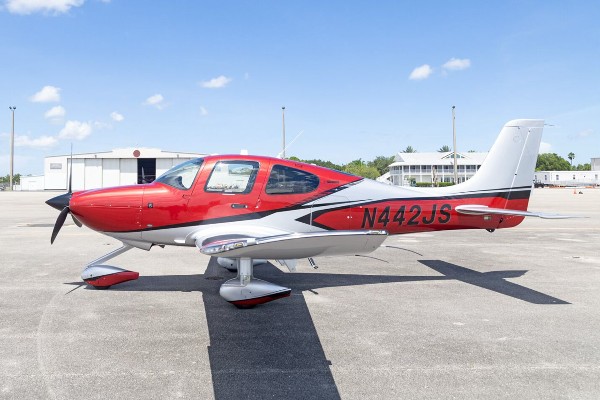 2024 Cirrus SR20 — photo 1