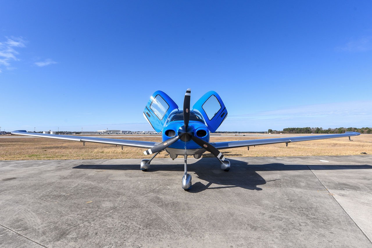 2019 Cirrus SR20 — photo 3