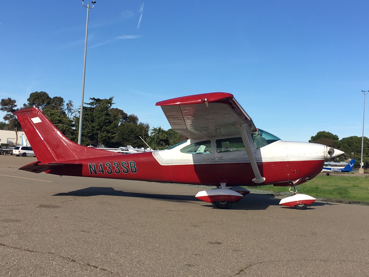 1969 Cessna 182M — photo 3