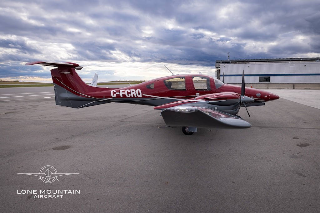 2021 Diamond DA62 — photo 5