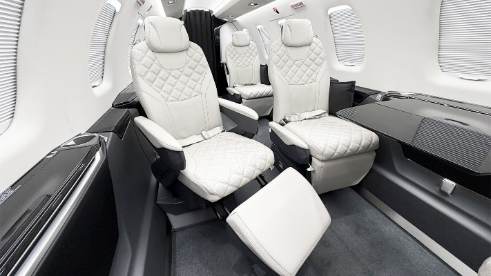 2021 Pilatus PC-24 — photo 5