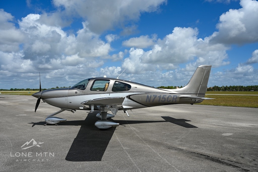 2020 Cirrus SR22-G6 — photo 2