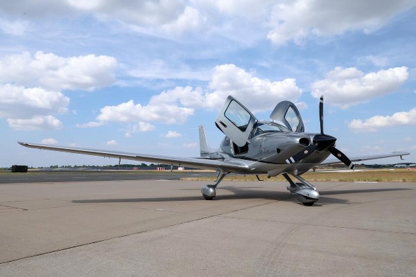 2025 Cirrus SR20 — photo 4