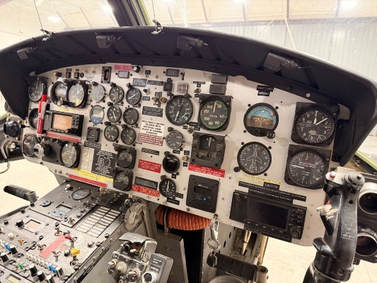 1979 Bell 205 — photo 4