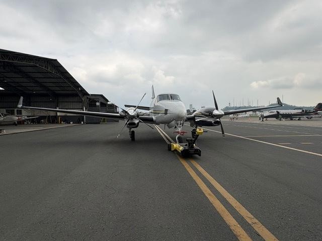 2013 Beech King Air C90GT — photo 2