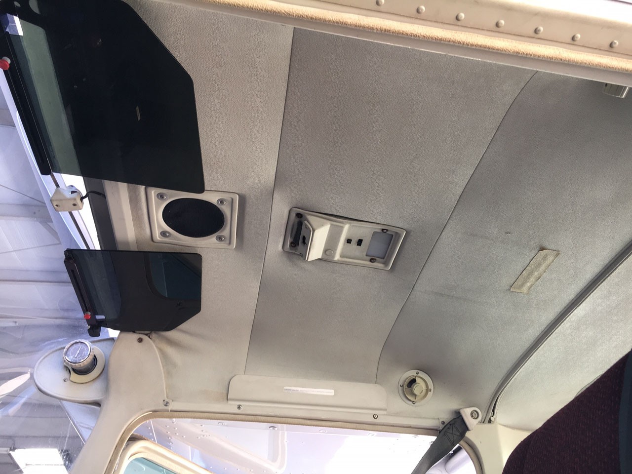 1980 Cessna 172RG — photo 5