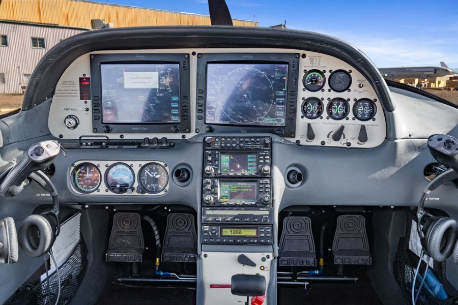 2003 Cirrus SR22 G1 (N8146J), photo 10