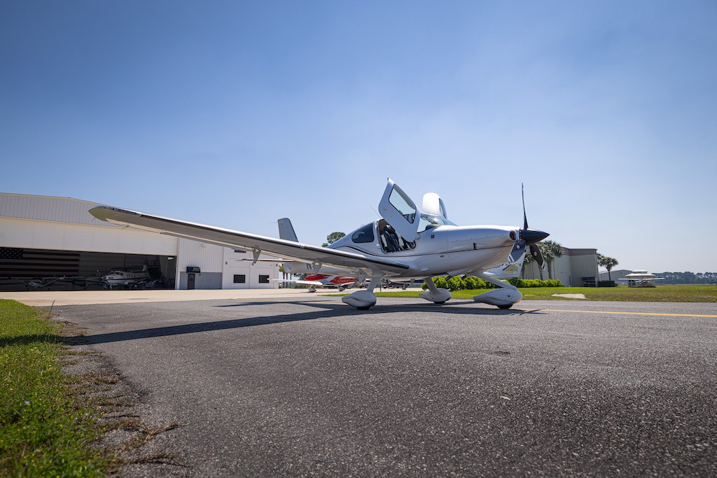 2019 Cirrus SR22-G6 — photo 4