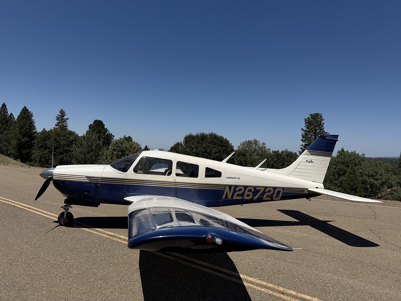 1977 Piper Arrow III — photo 1