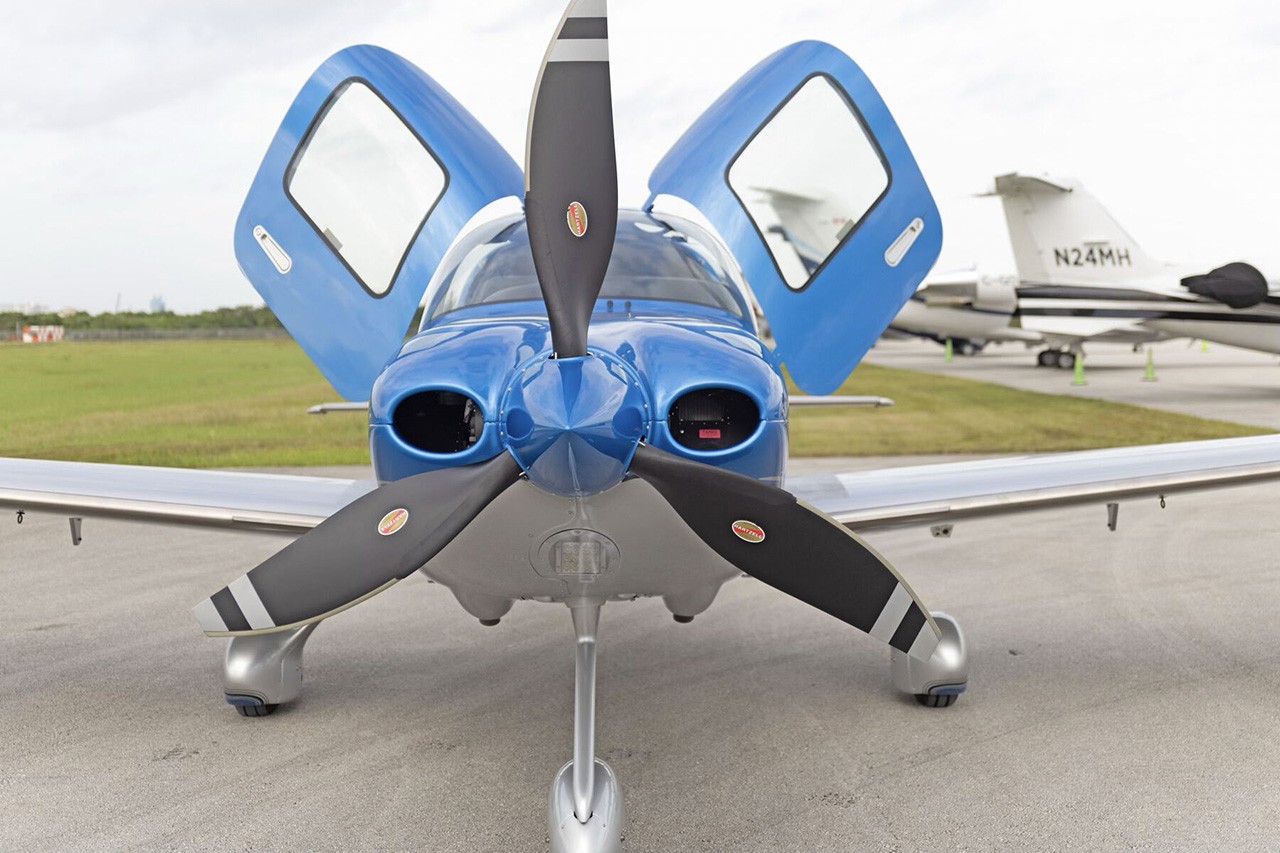2018 Cirrus SR22T-G6 — photo 4
