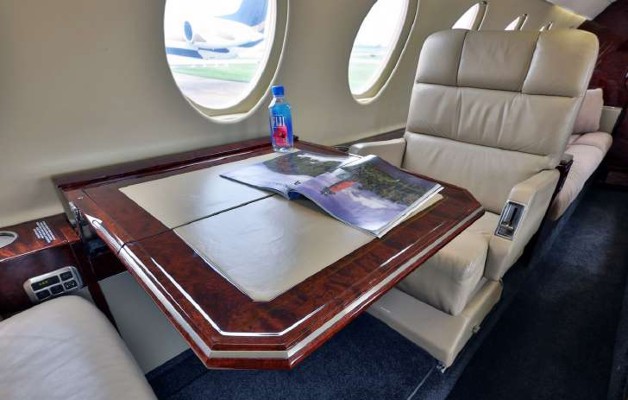 2001 Falcon Falcon 50 — photo 4