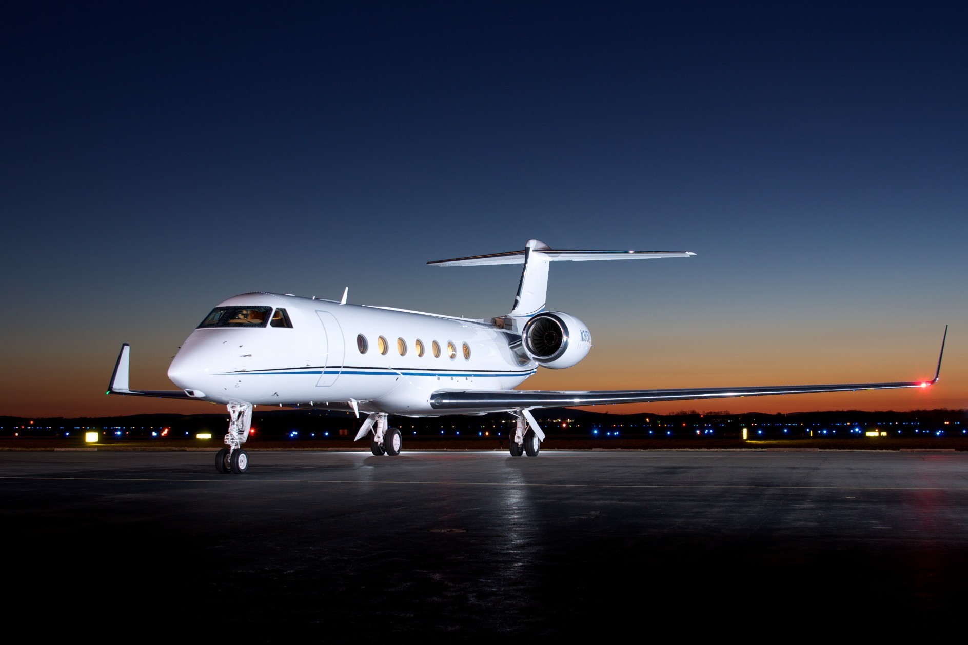 2008 Gulfstream G550 — photo 2