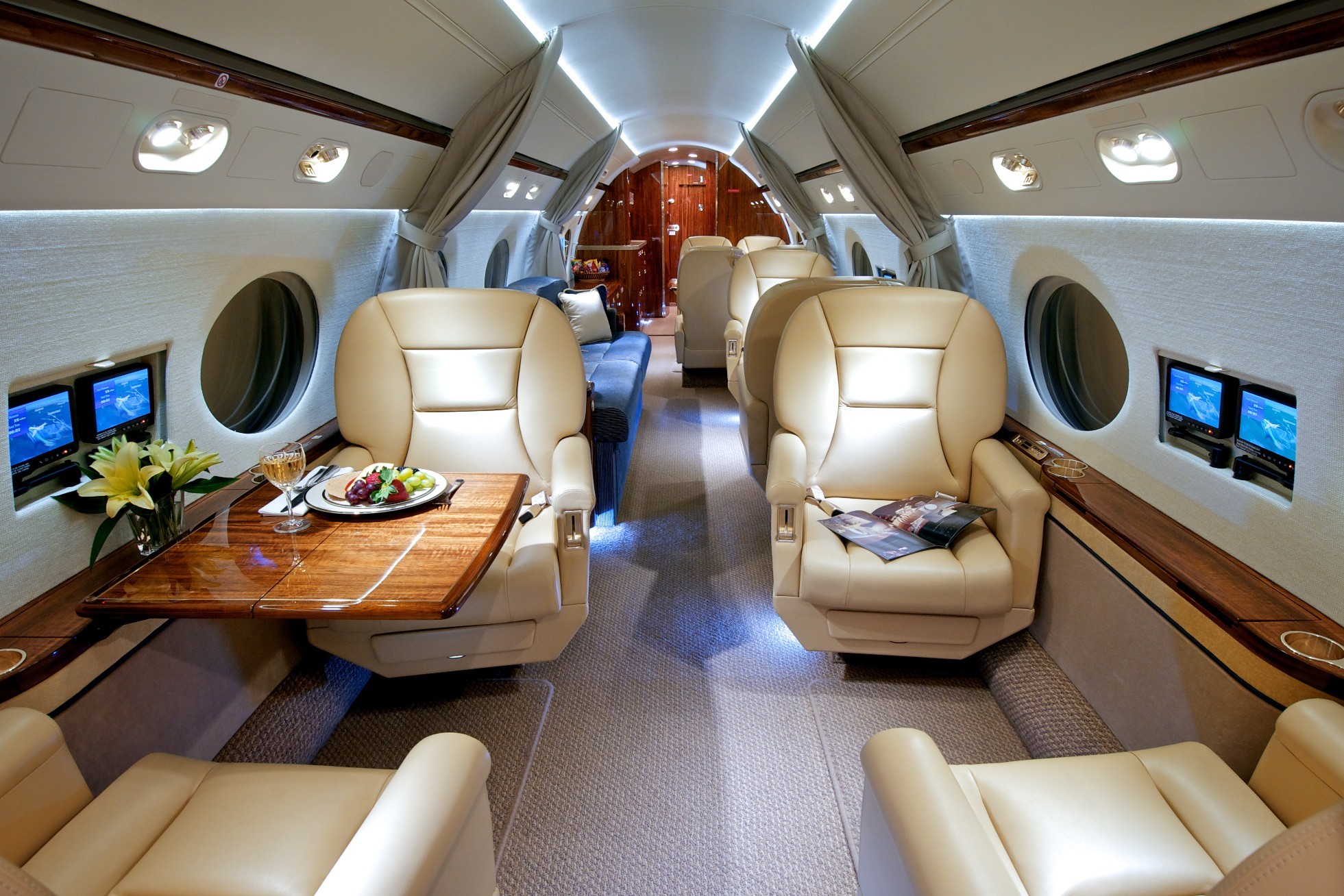 2008 Gulfstream G550 — photo 4