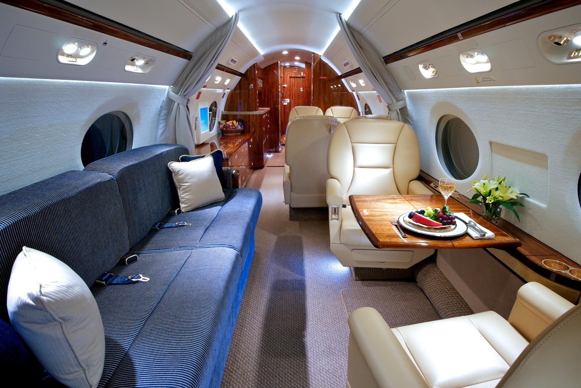 2008 Gulfstream G550 — photo 5