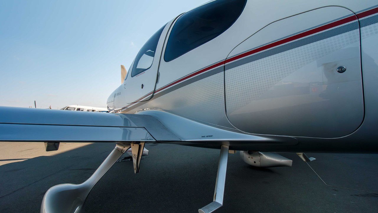 2010 Cirrus SR22-G3 — photo 4