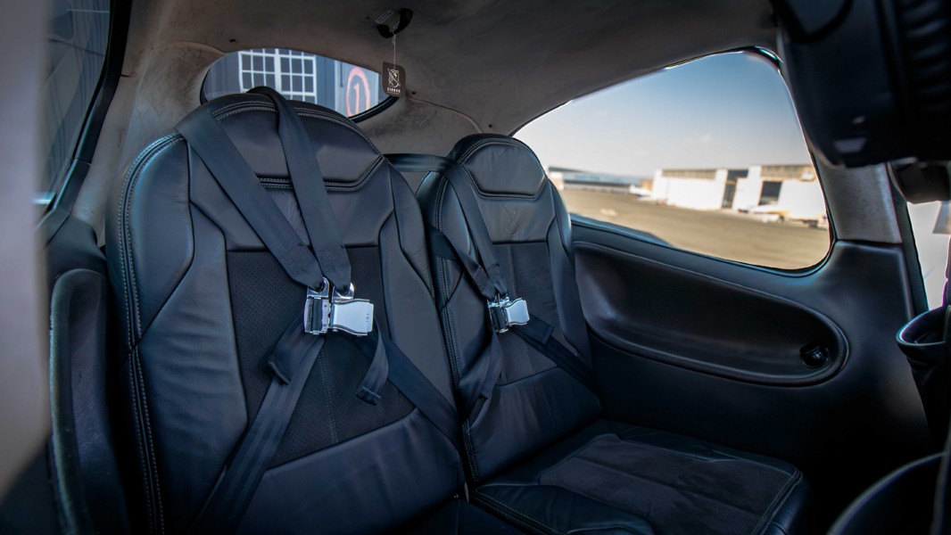 2010 Cirrus SR22-G3 GTS, photo 7