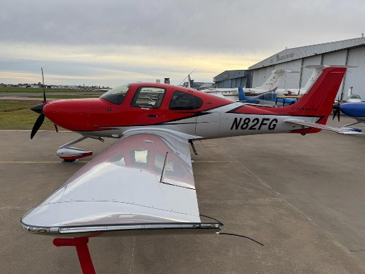 2022 Cirrus SR22-G6 — photo 1