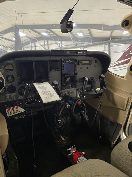2001 Cessna 182T, photo 5