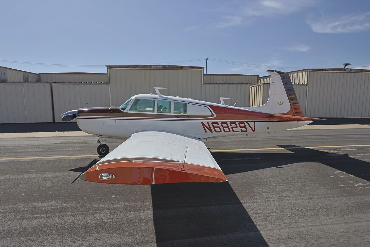 1971 Mooney M20F Executive — photo 1