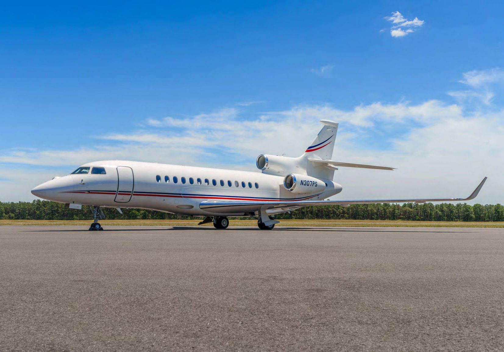 2014 Falcon 7X — photo 2