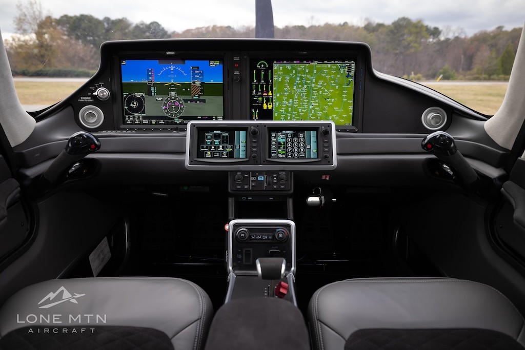2025 Cirrus SR20 — photo 4