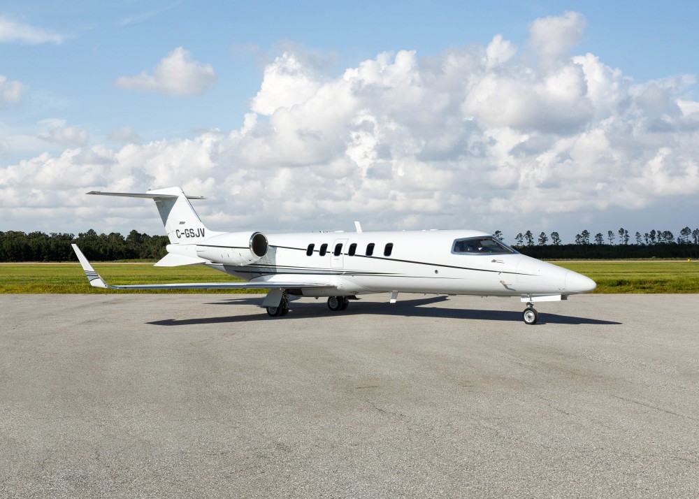 2008 Learjet 40 — photo 2