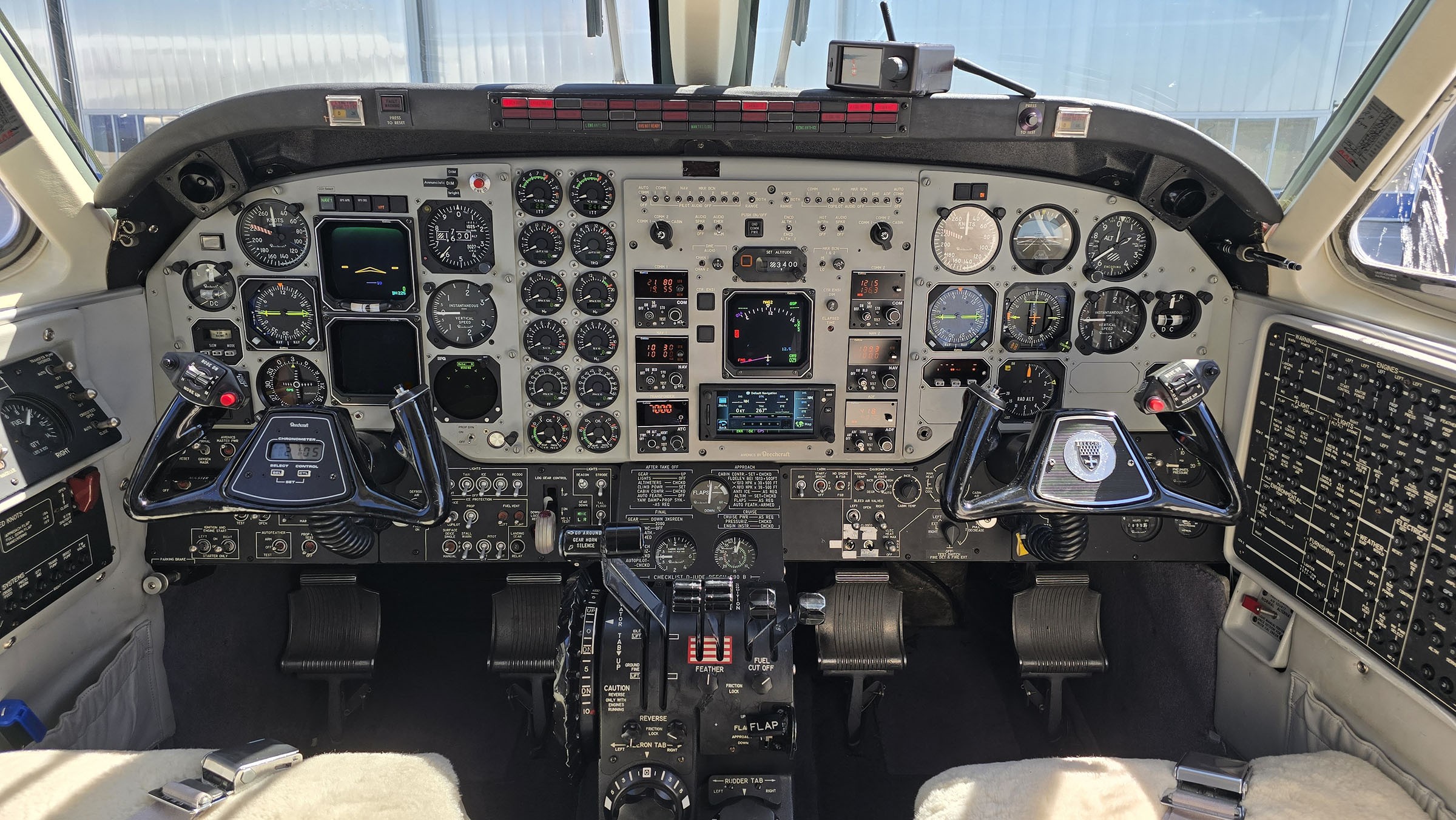 1993 Beech King Air C90B — photo 5