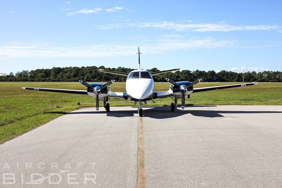 1974 Beechcraft Beech Duke B 60, photo 9