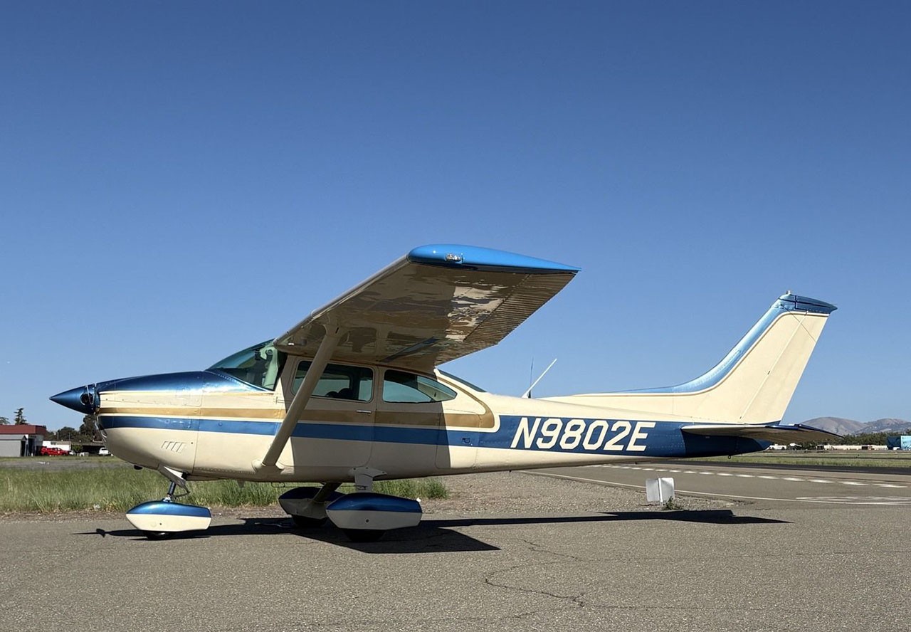 1975 Cessna 182P — photo 2