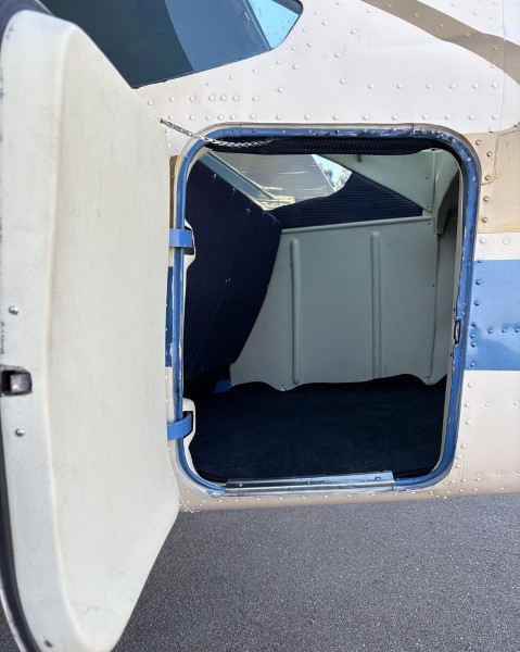 1975 Cessna 182P Skylane, photo 6