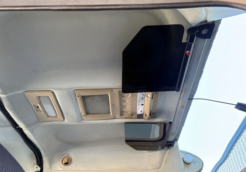 1975 Cessna 182P Skylane, photo 8