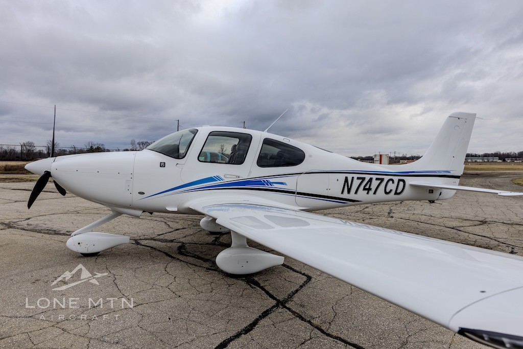 2023 Cirrus SR20 — photo 2