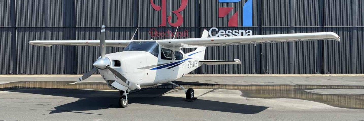 1979 Cessna 210N — photo 2