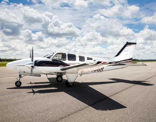 2008 Beech Baron G58 — photo 1