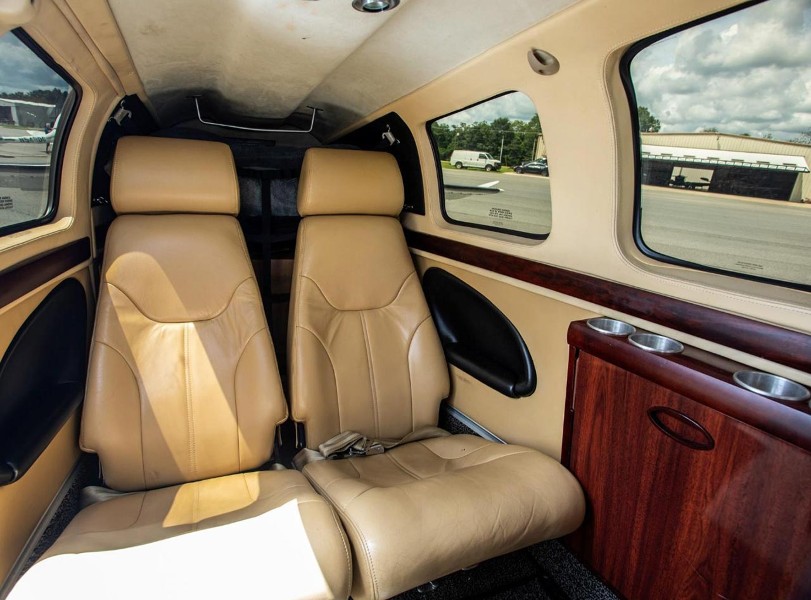 2008 Beechcraft Beech Baron G58, photo 8
