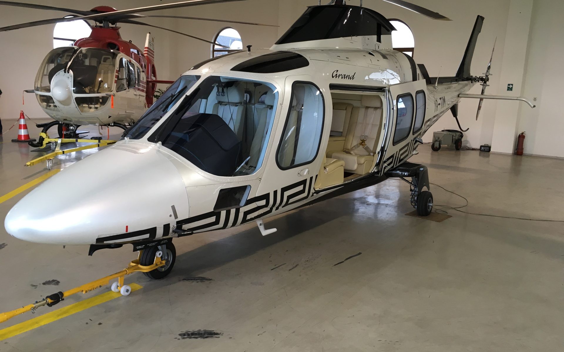 2010 Agusta A109 Grand — photo 3