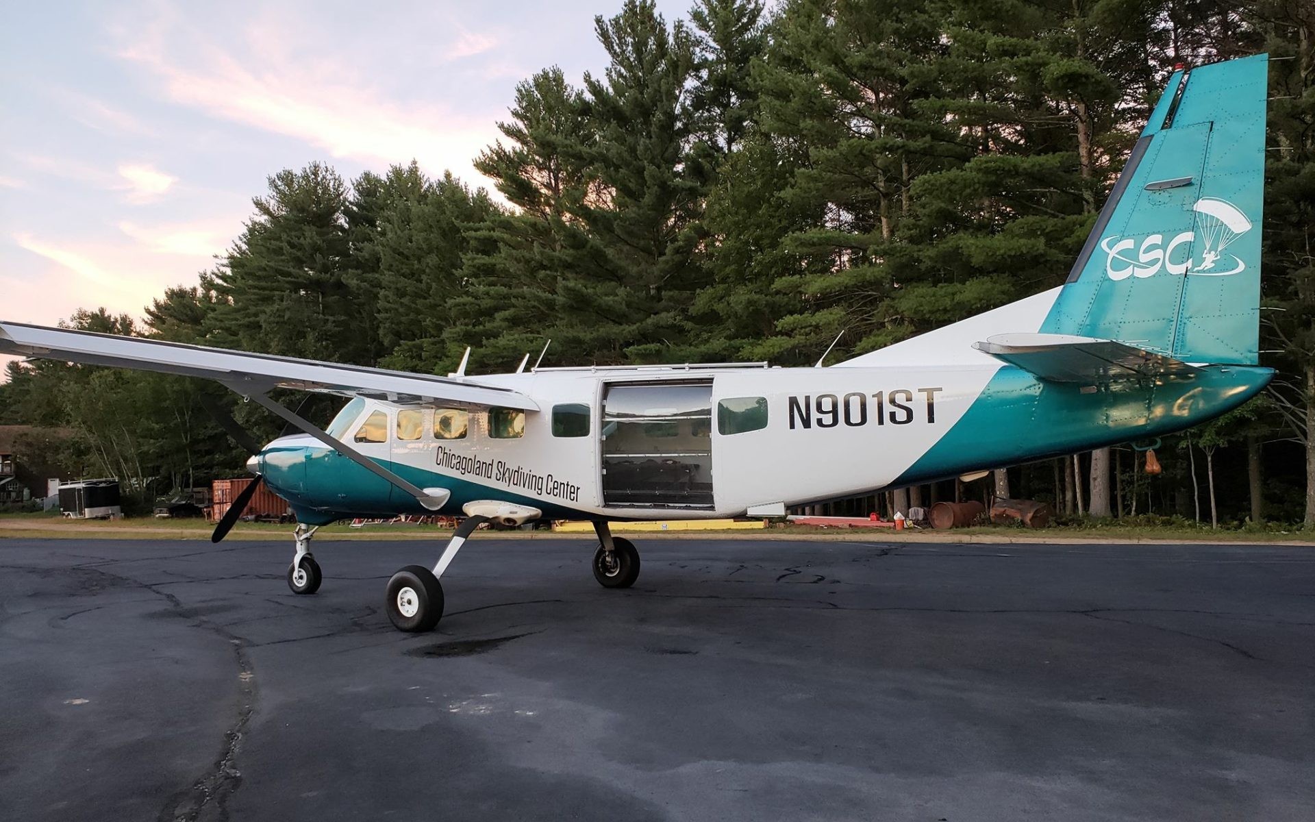 1999 Cessna Caravan 208B — photo 3