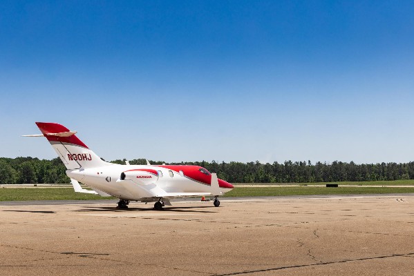 2018 Honda HondaJet — photo 3