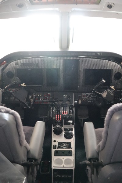 1974 Beechcraft Beech King Air E90, photo 14