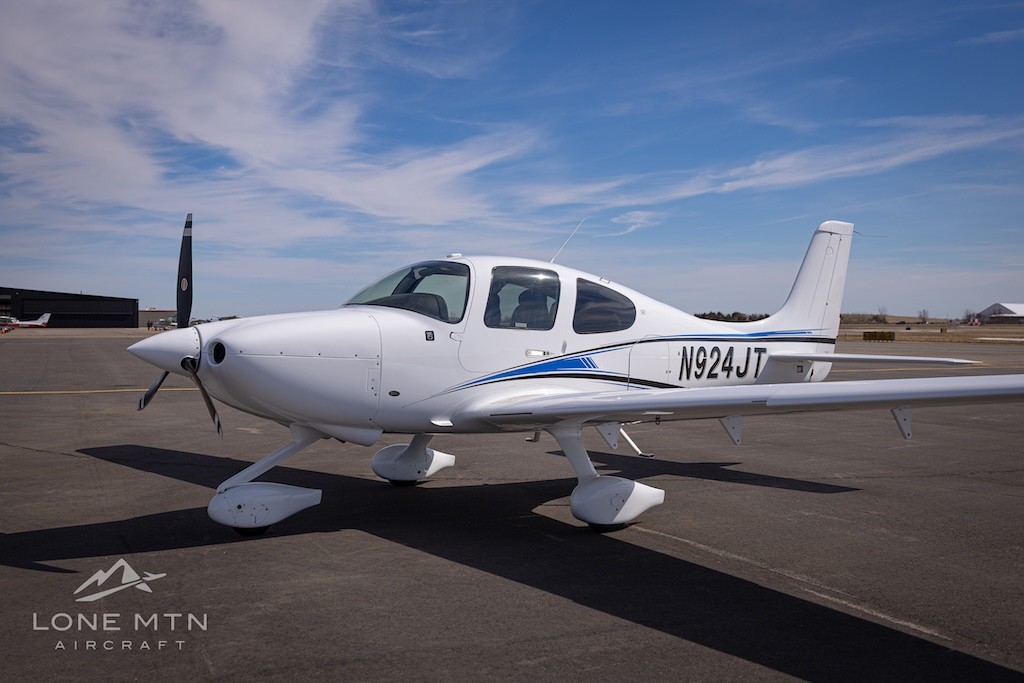 2022 Cirrus SR20 — photo 1