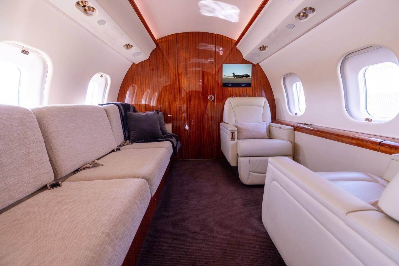 2009 Bombardier Global XRS — photo 2