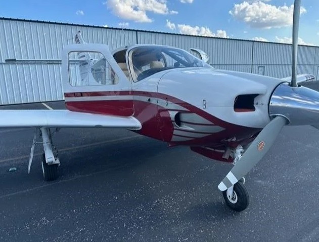 1975 Commander 112A — photo 4