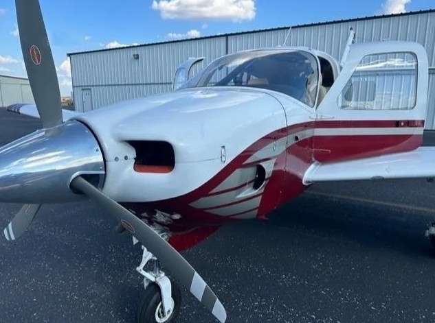 1975 Commander 112A, photo 6