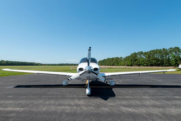 2005 Cirrus SR22-G2 — photo 4