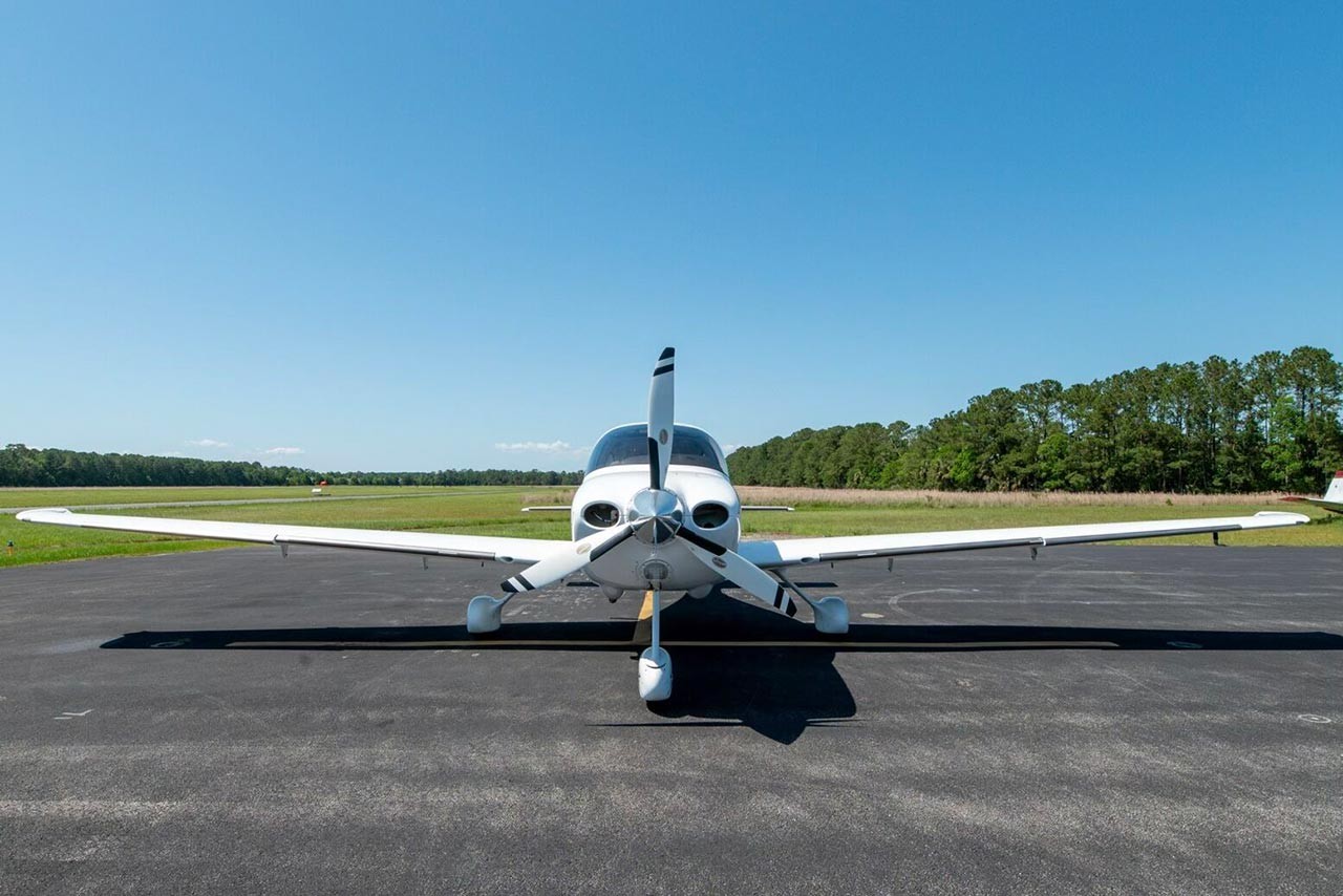 2005 Cirrus SR22-G2 — photo 4